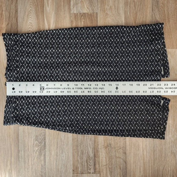 Maeve Anthropologie Black White Geometric Textured Knit Pencil Skirt XS Tencel - Picture 7 of 8